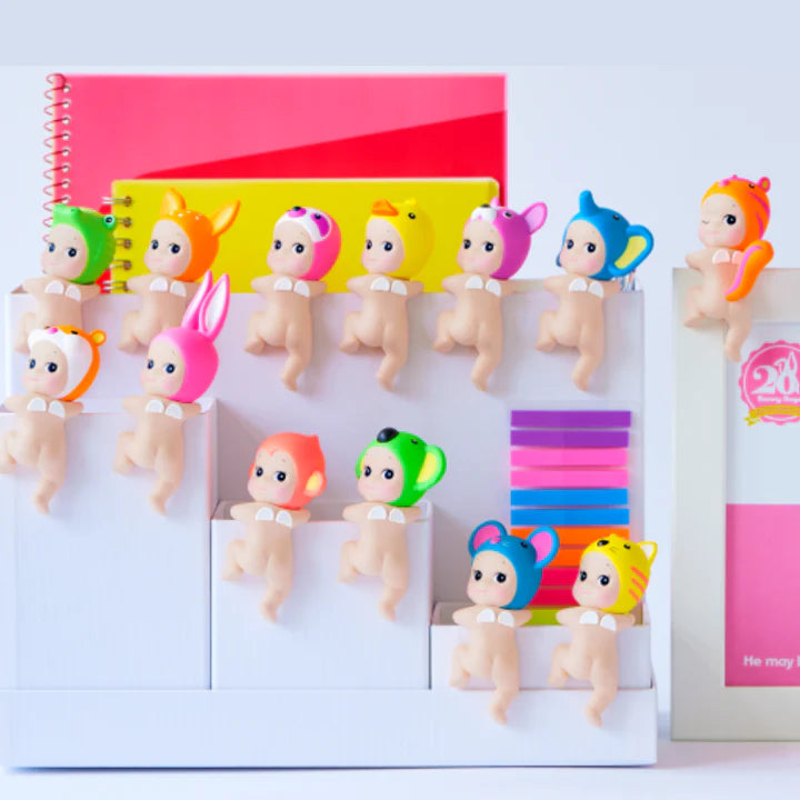 Sonny Angel Hippers Looking Back - 1 blind box (1 piece)