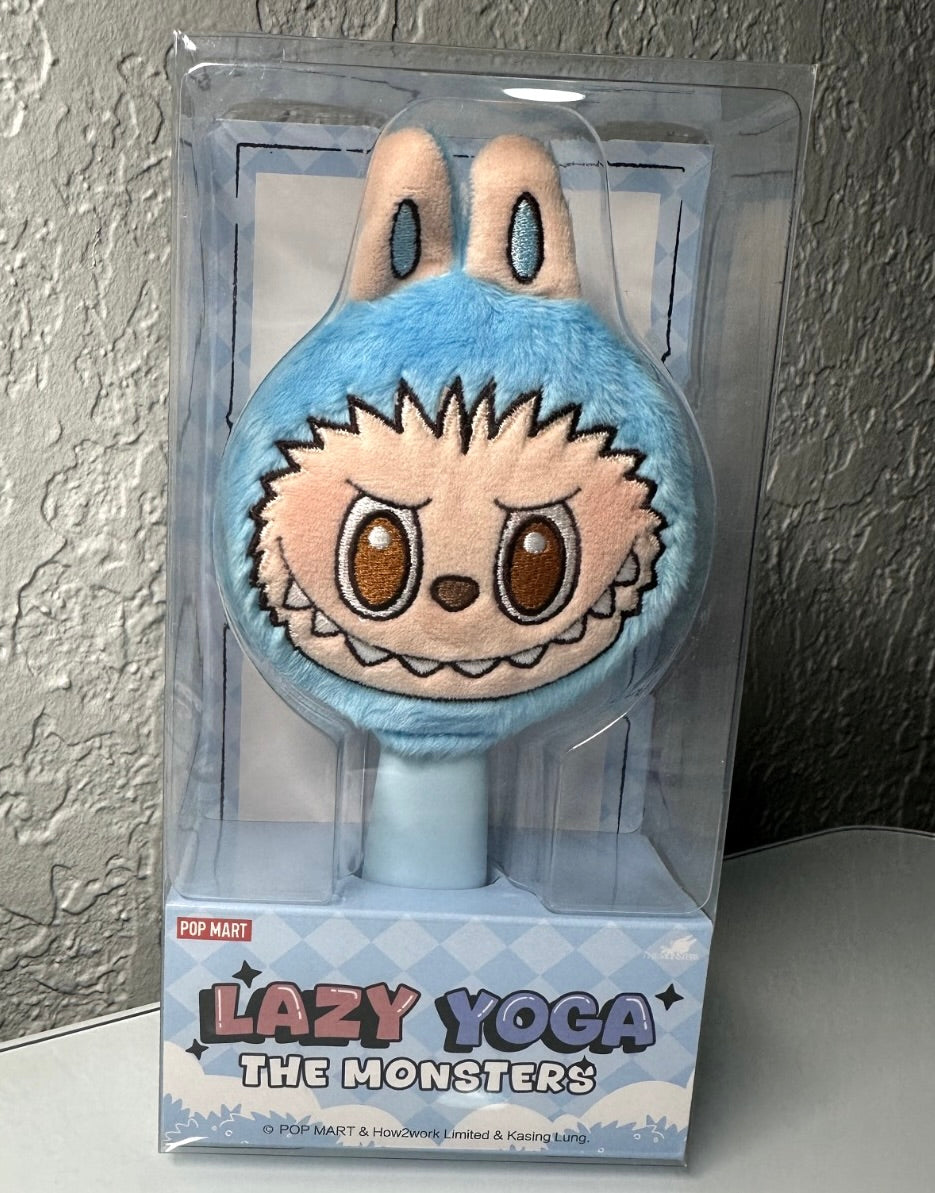 POP MART THE MONSTERS - Labubu Lazy Yoga Hair Brush