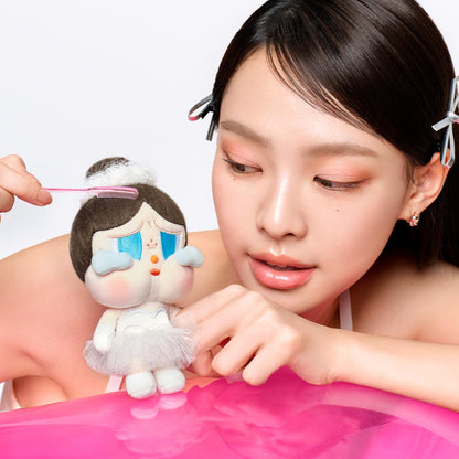 POP MART CRYBABY Shiny Shiny Series 1 box Plush Pedant Blister Pack (1 piece)
